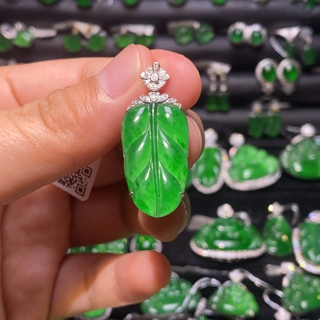 翡翠18K金镶嵌吊坠(不含链)天然翡翠