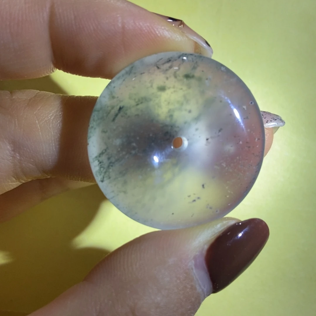 石英质玉未镶嵌颈饰