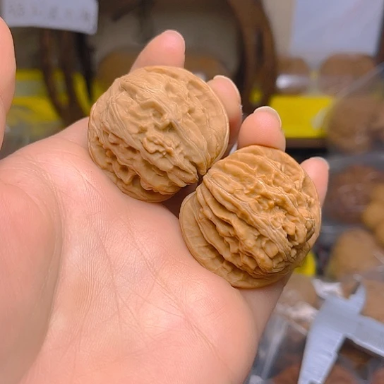 文玩核桃吊坠四座楼