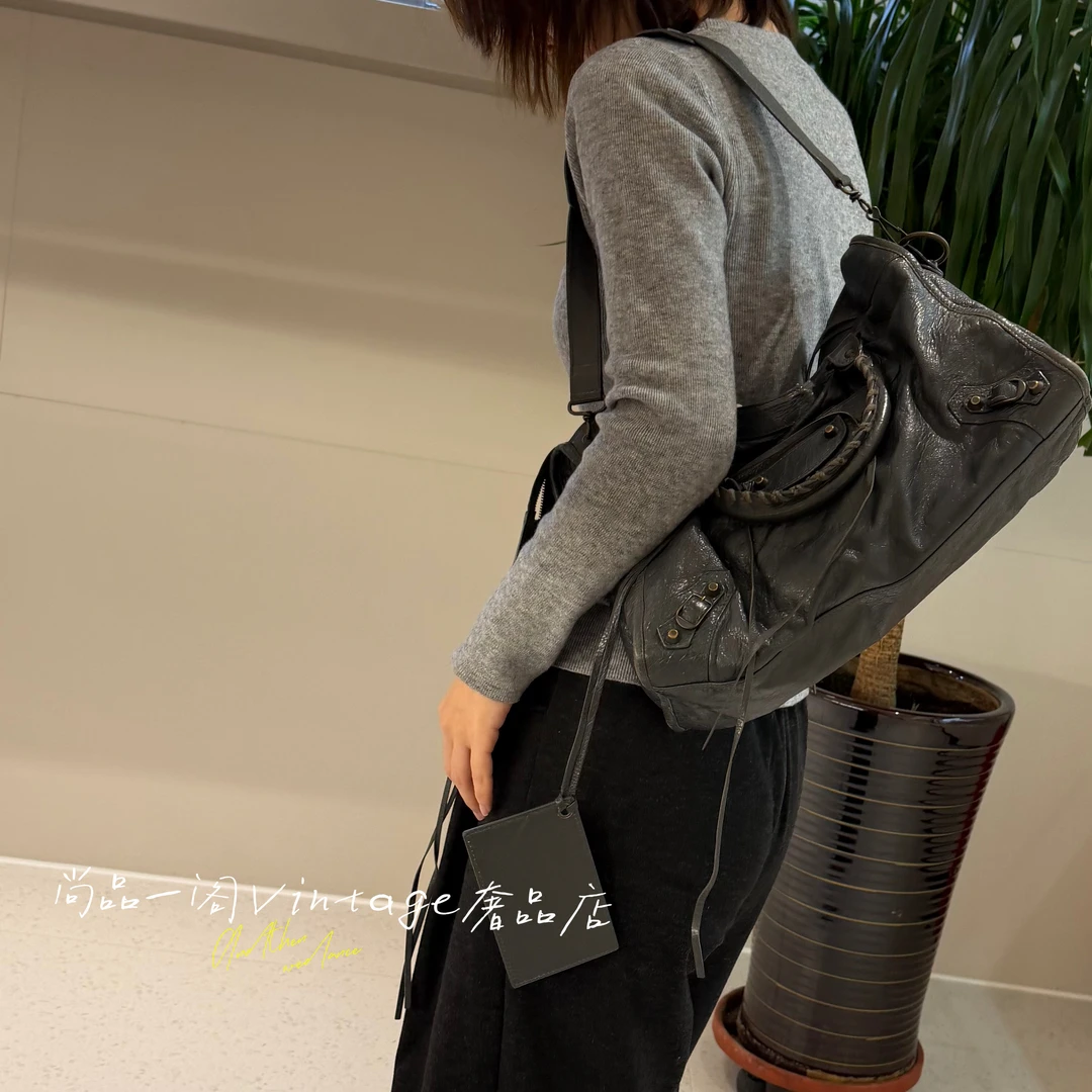95新 Balenciaga/巴黎世家 尚品一阁/灰色中号机车包