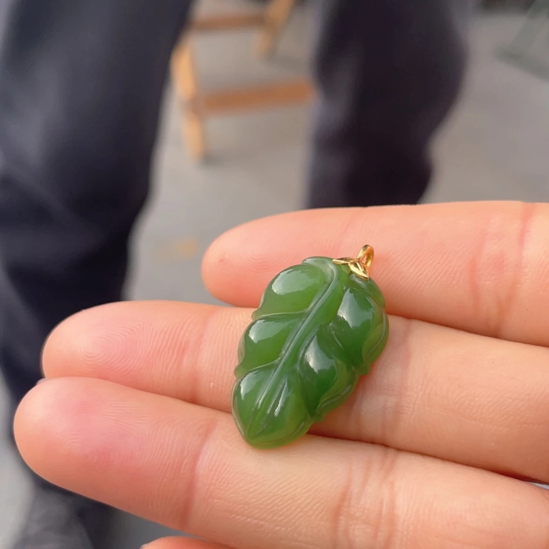 和田玉颈饰18K金镶嵌