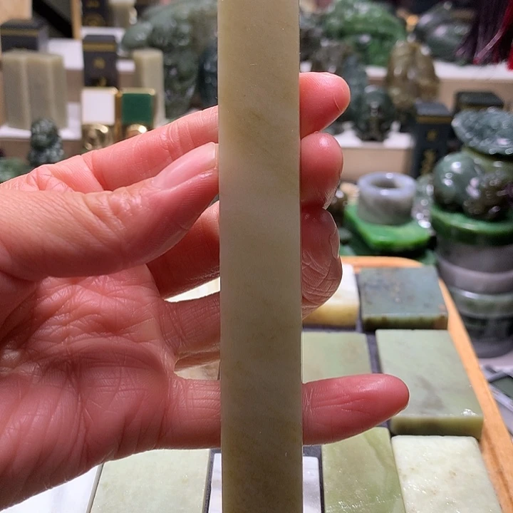 和田玉未镶嵌珠宝半成品