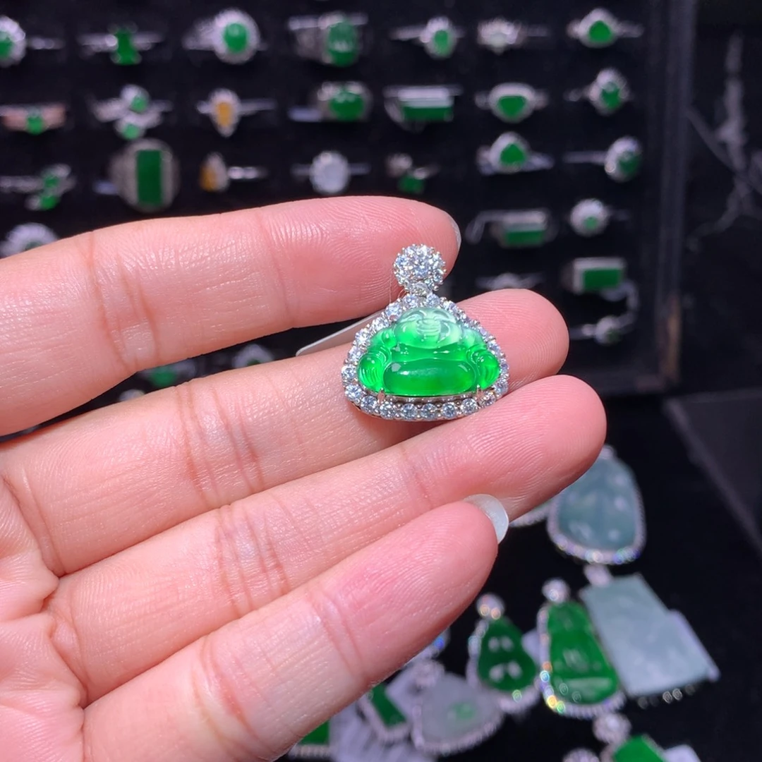 翡翠银S925镶嵌颈饰翡翠