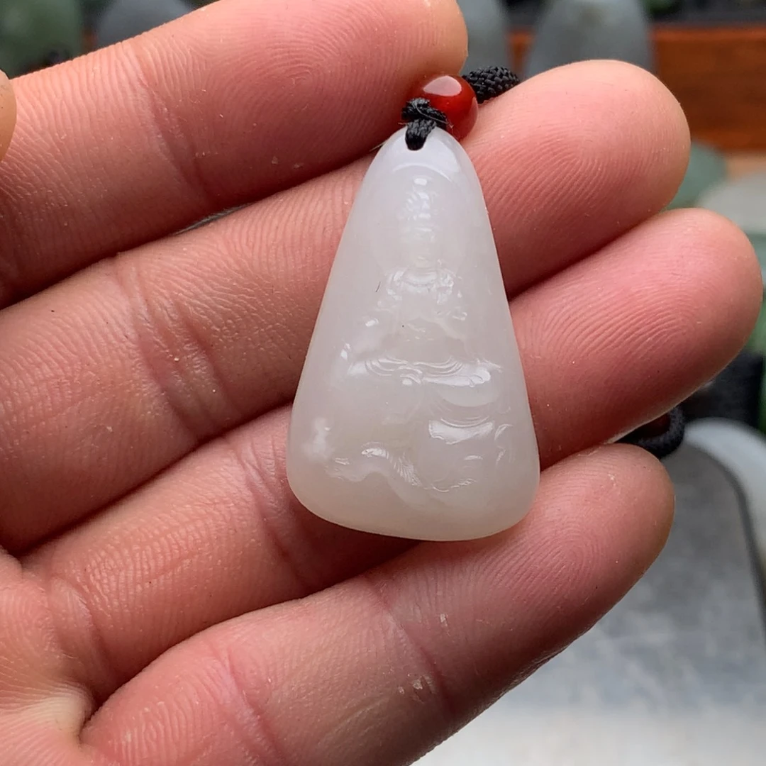 和田玉未镶嵌颈饰挂件18