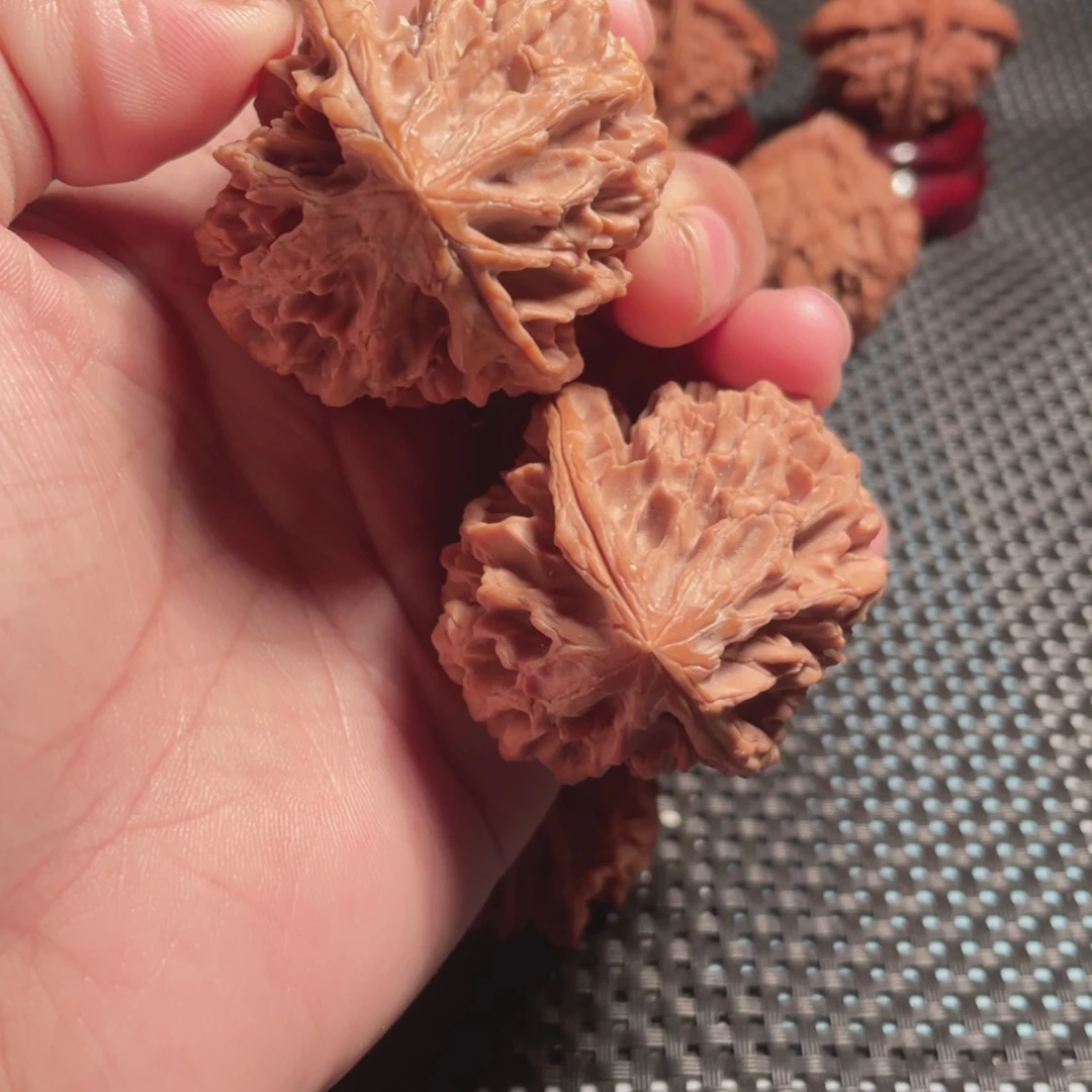 文玩核桃吊坠42mm招财鼠