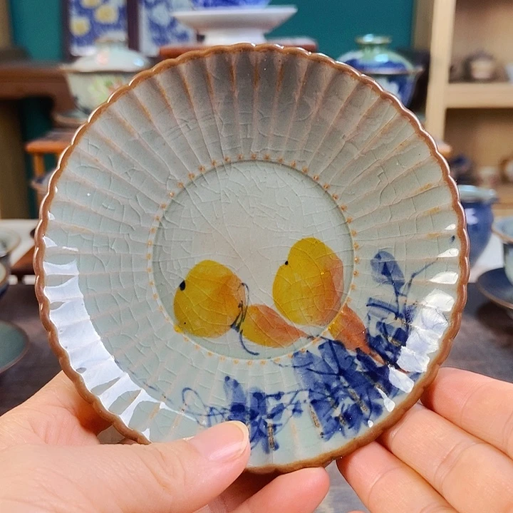 瓷片手工制作工艺精湛等