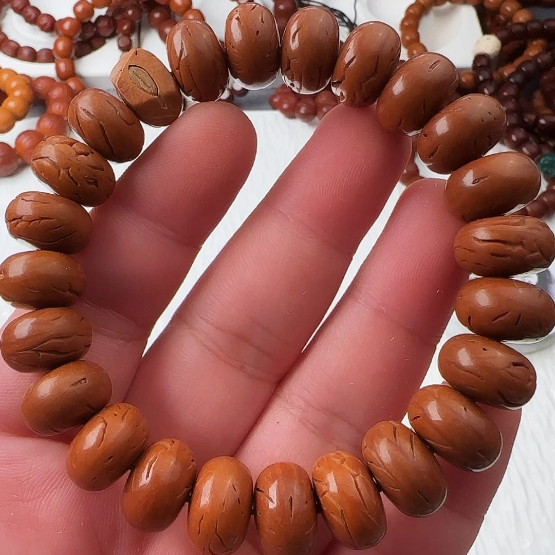 桃核吊坠25I5/红魔横打磨损一条