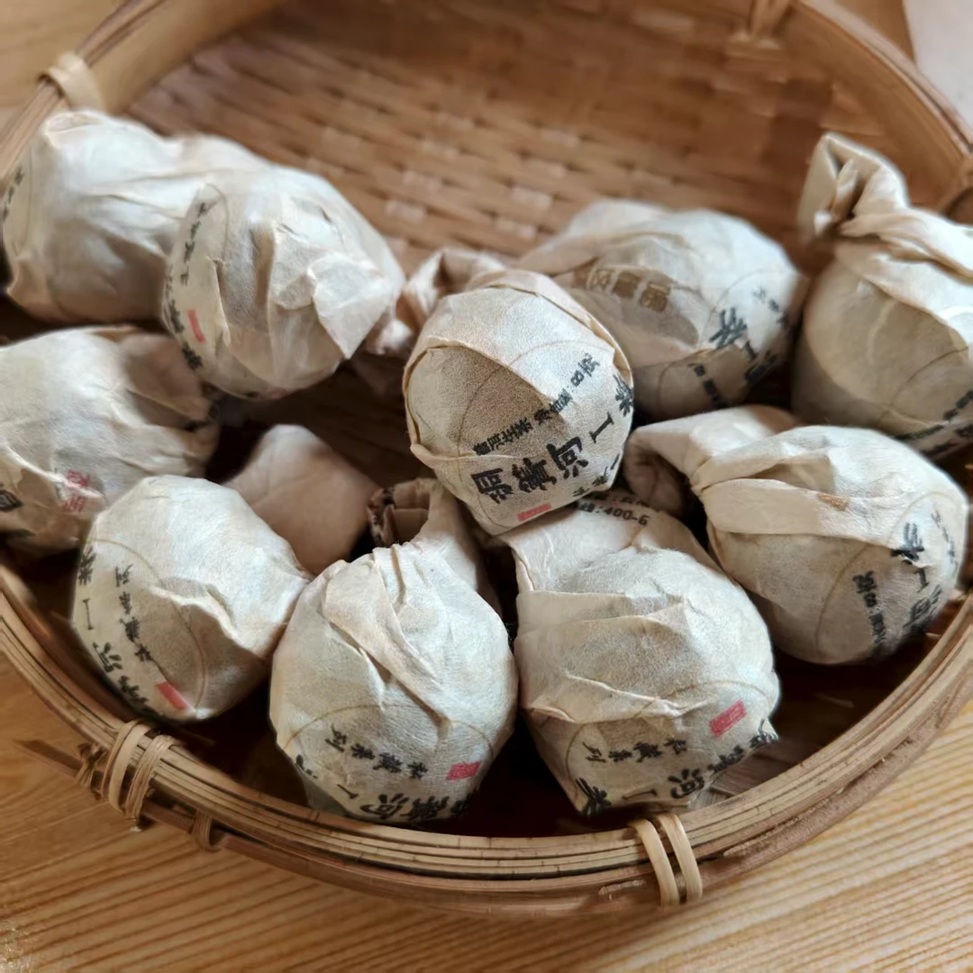 私藏【铜箐河I类龙珠】2018年8g*5颗 易武古树头春普洱茶生茶