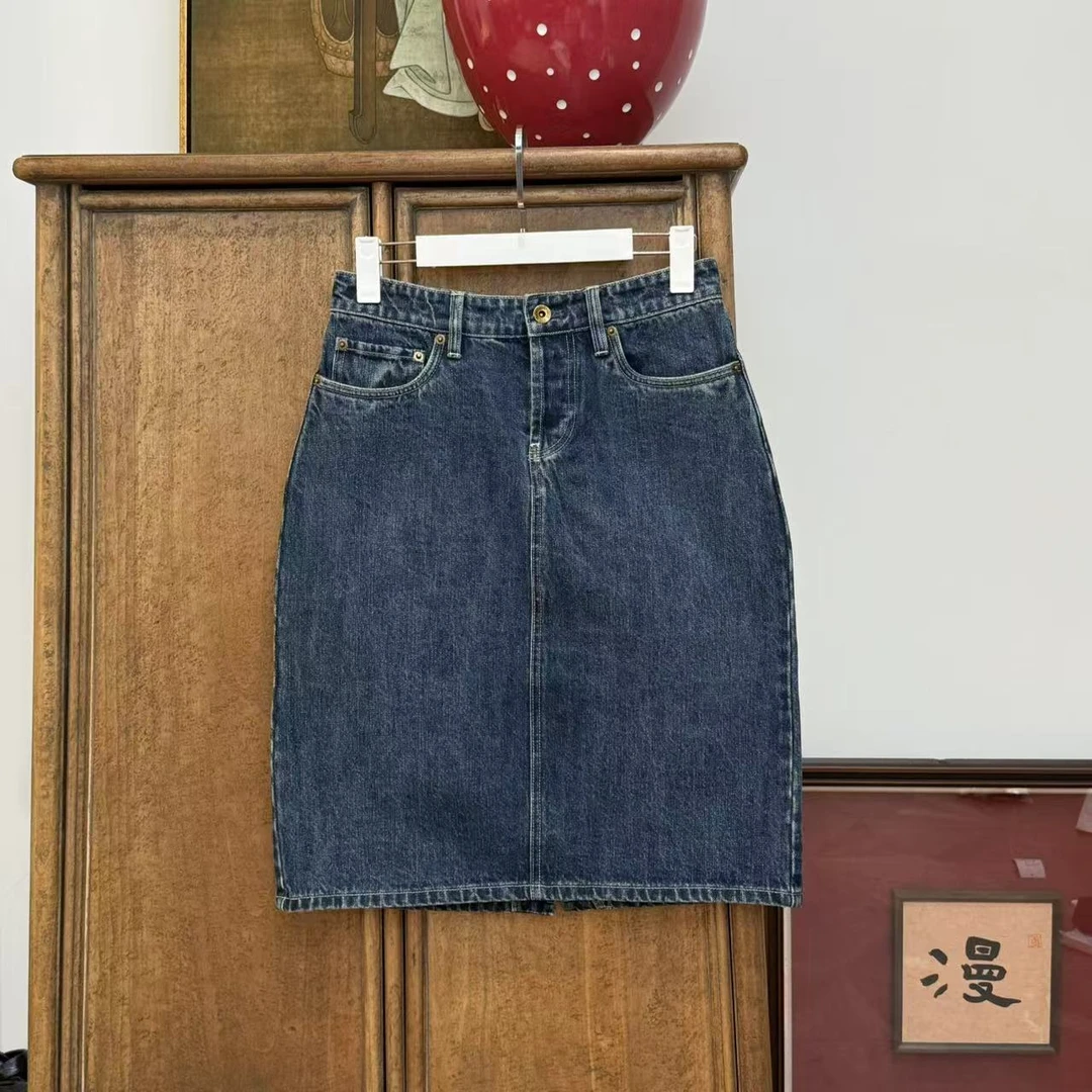 漫颜刘2025春季新品纯棉蓝色牛仔半身裙中腰纯色口袋包臀直筒半裙