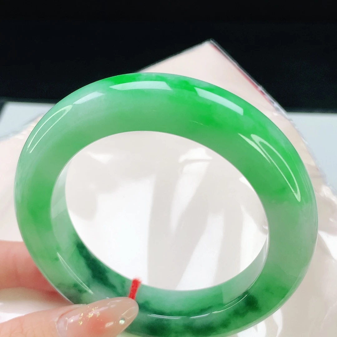 翡翠未镶嵌手镯56.9圈口