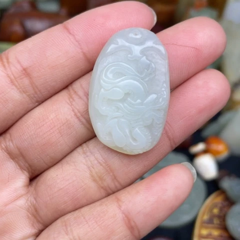 和田玉未镶嵌颈饰62