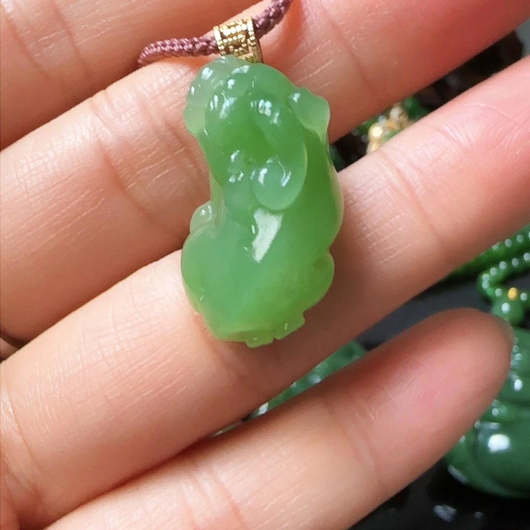 和田玉（碧玉）颈饰18K金镶嵌