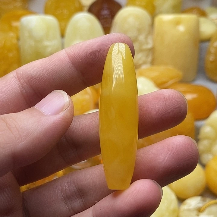 琥珀颈饰未镶嵌琥珀蜜蜡吊坠