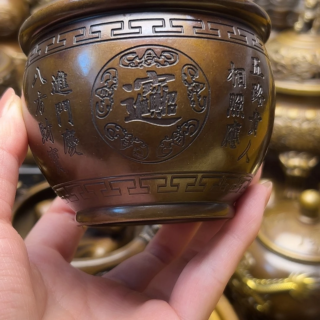 精美铜器点击下单