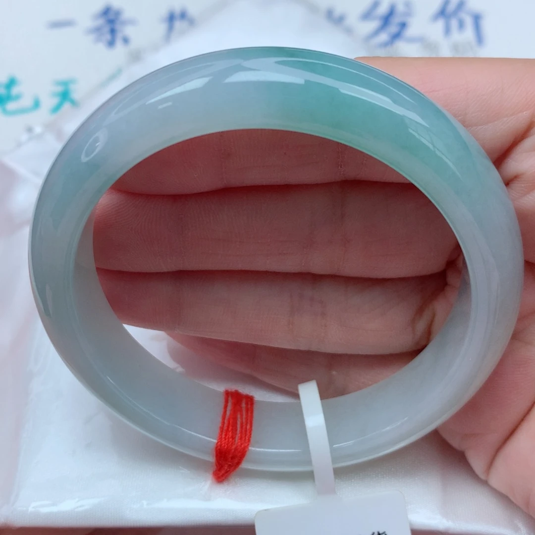翡翠手镯未镶嵌57.5圈