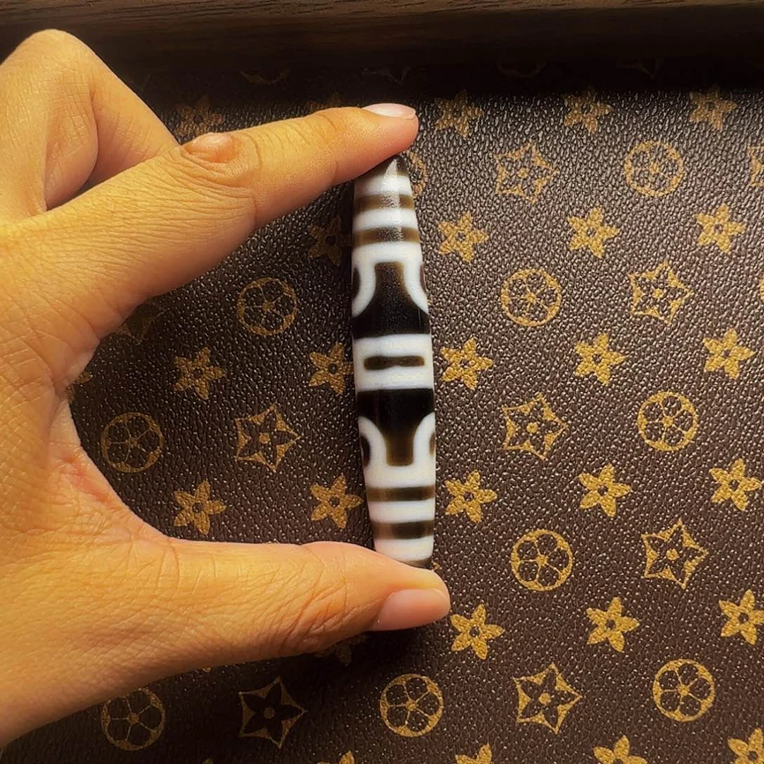 顧***問玛瑙/玉髓颈饰合金