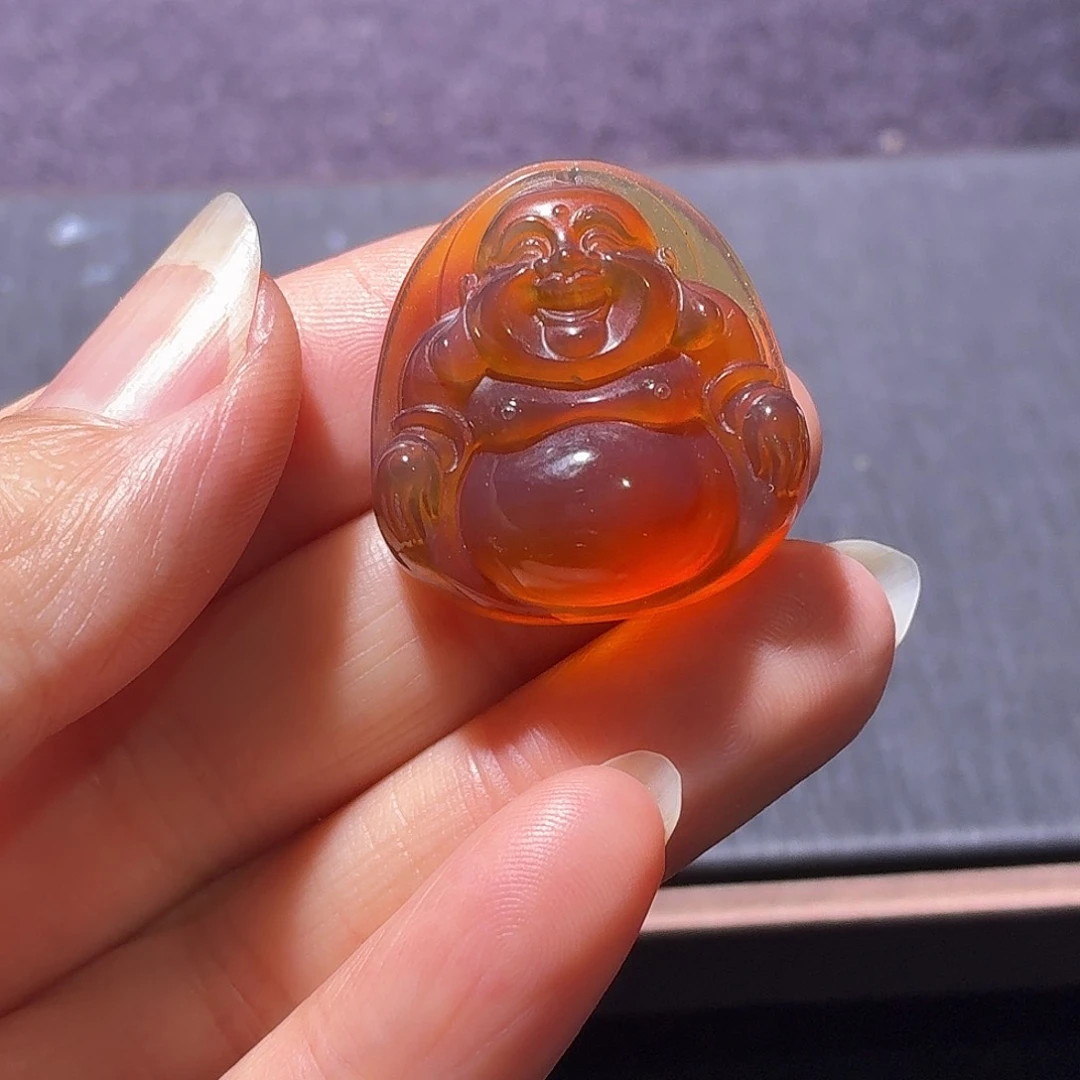 未镶嵌颈饰琥珀吊
