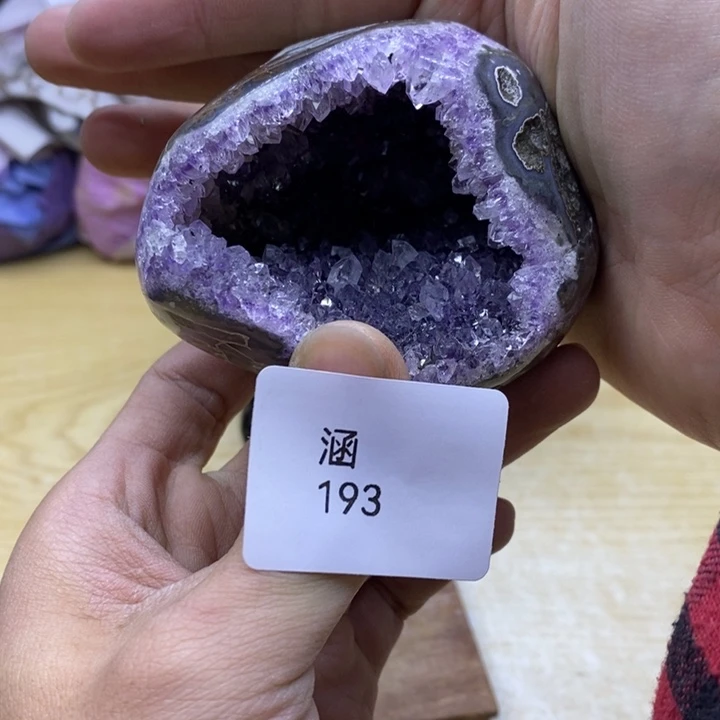 水晶大型摆件（非配饰）未镶嵌