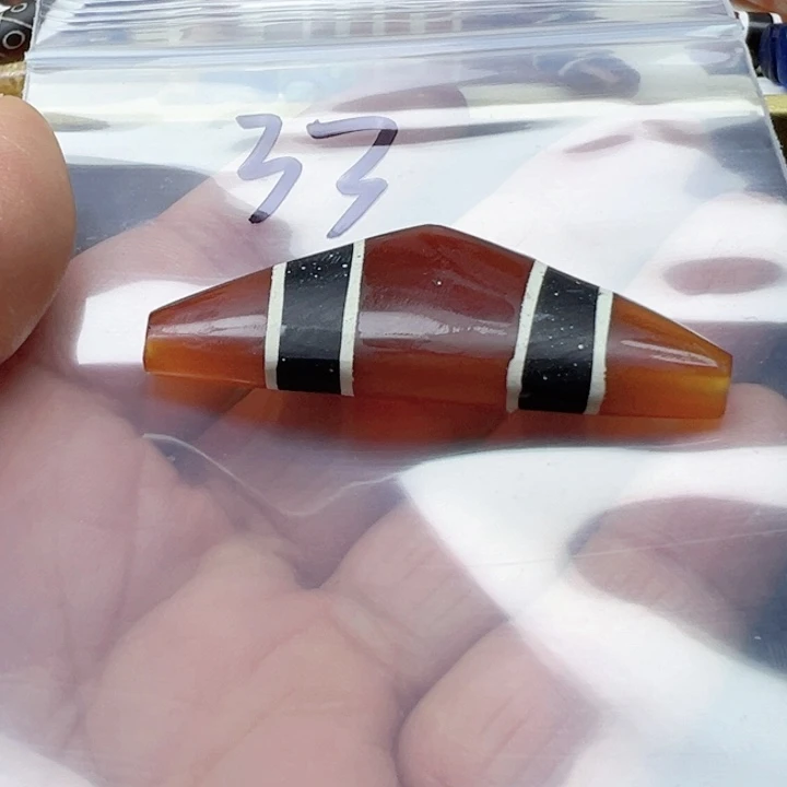 飞***朵玛瑙/玉髓未镶嵌手链