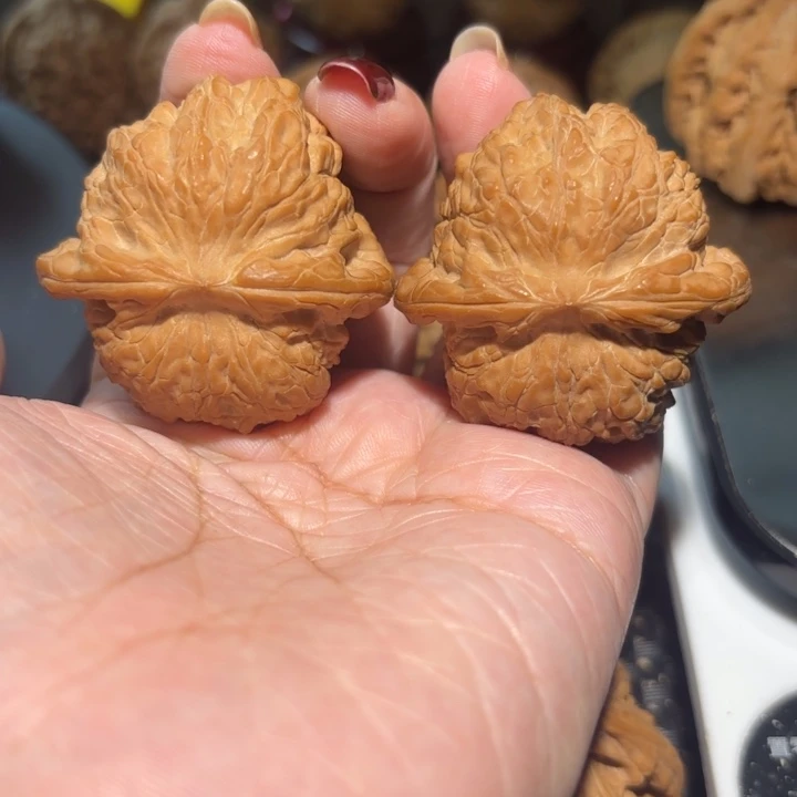 把件文玩核桃42全品血麒麟