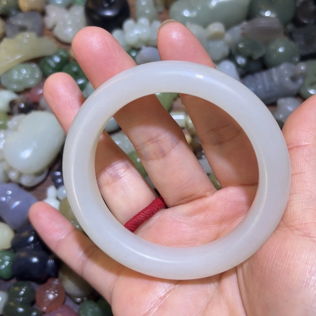 和田玉未镶嵌珠宝半成品