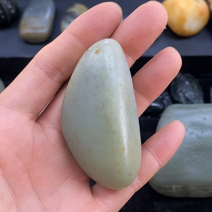 和田玉（糖玉）未镶嵌挂件