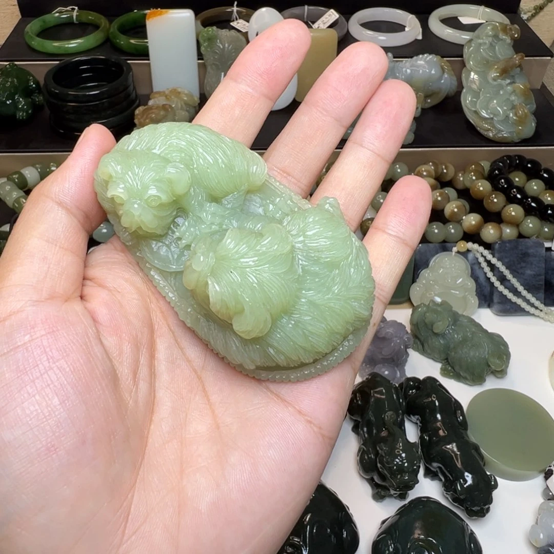未镶嵌和田玉把件