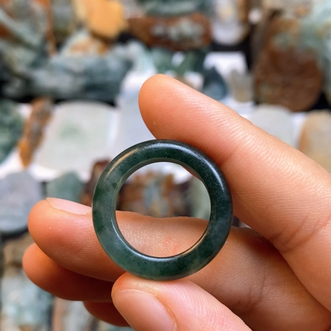 定制翡翠未镶嵌特色66