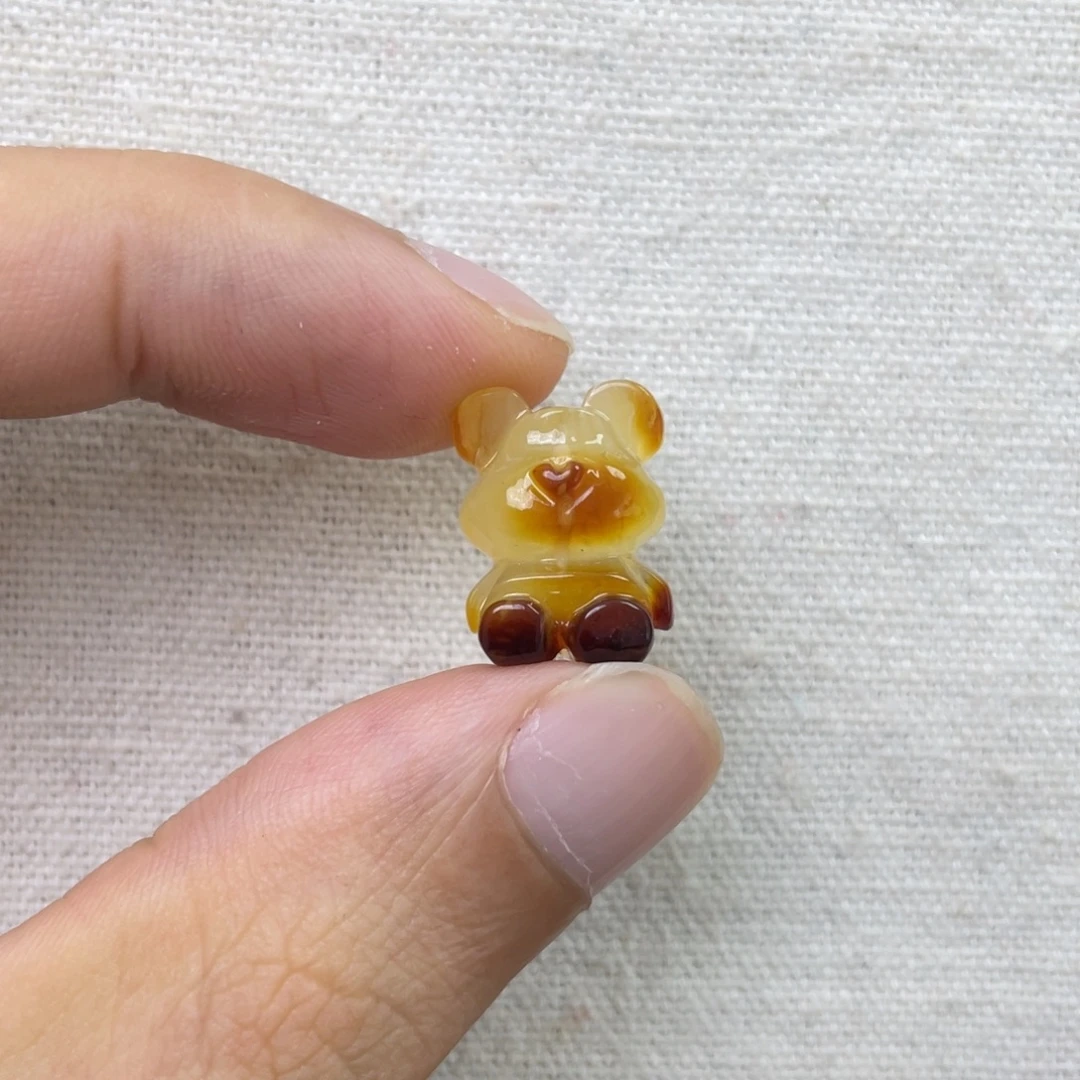 琥珀未镶嵌珠宝奇石小熊