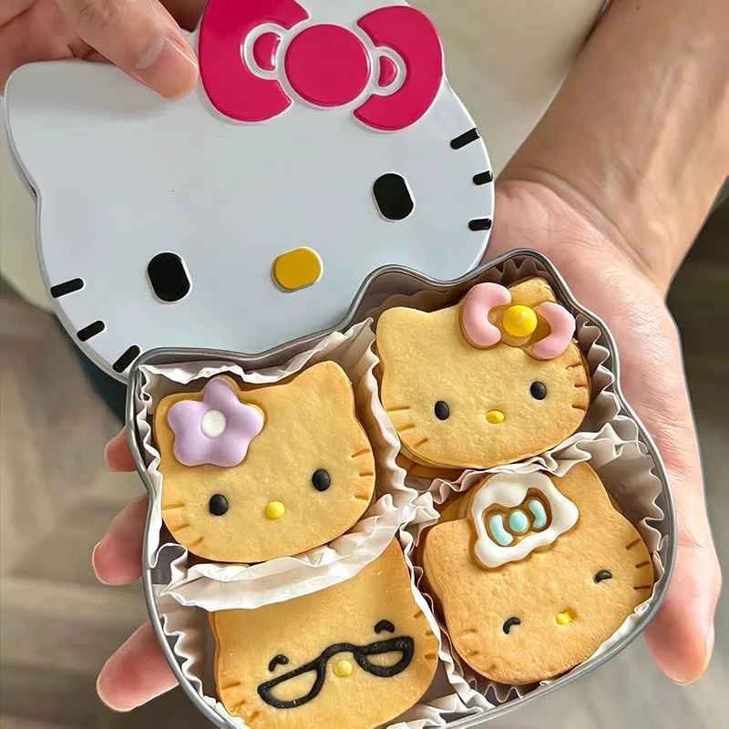 Hellokitty糖霜黄油饼干奶香微甜好吃12块铁盒装少女心送女友礼物