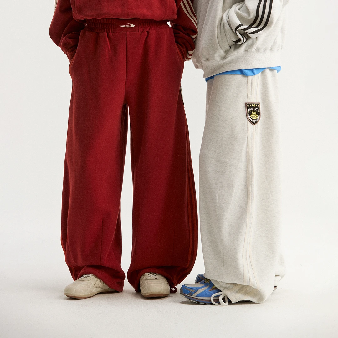 江南先生NewJNXS"城市接力赛"美式复古可调节抽绳宽松弯刀卫裤