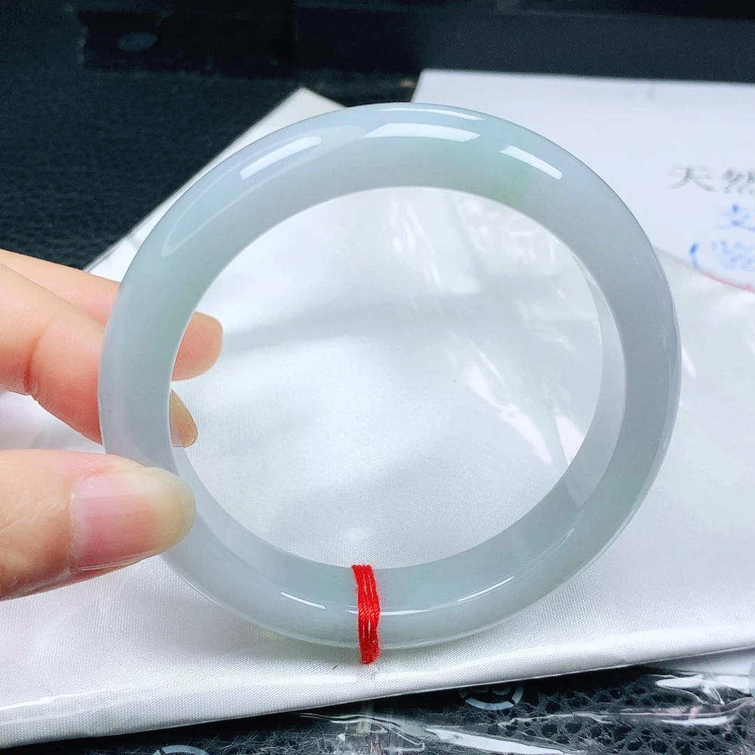 翡翠手镯未镶嵌正