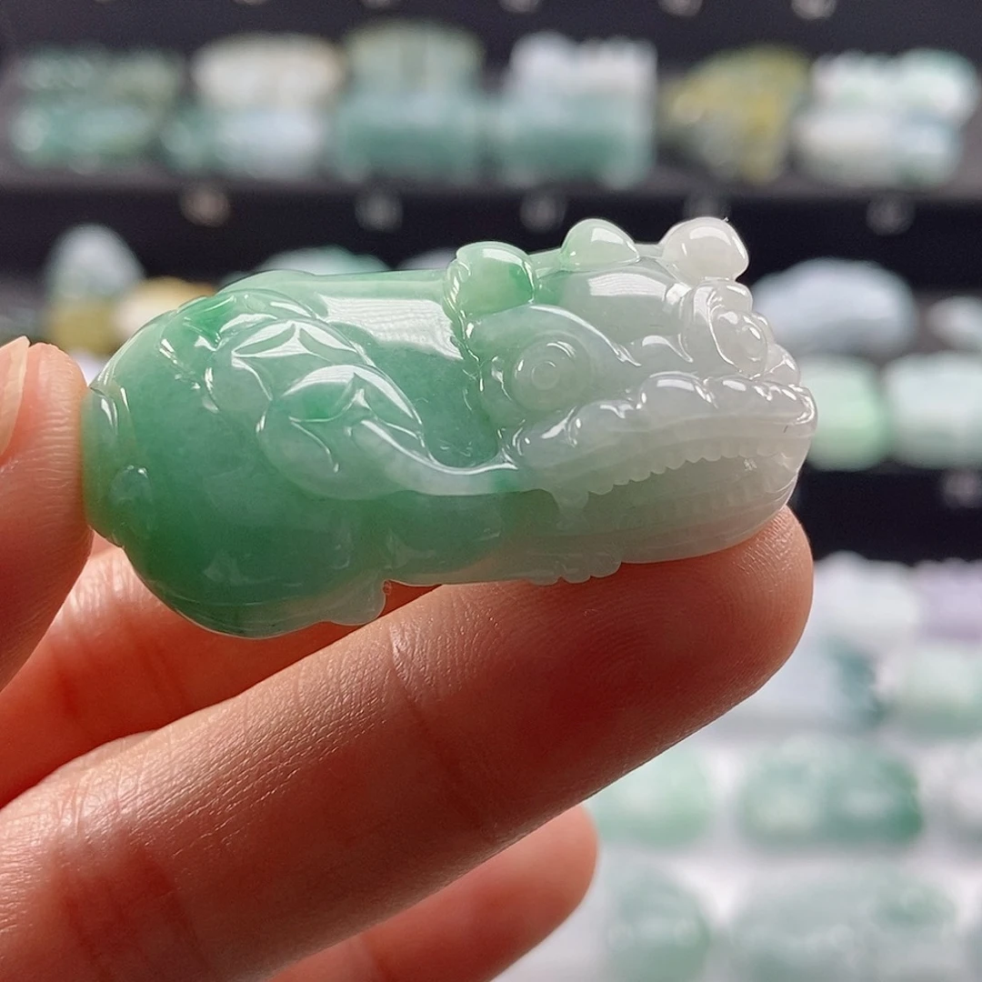 颈饰未镶嵌翡翠翡翠貔貅