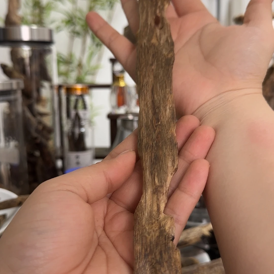 沉香碎屑沉香精钢勾刀小号