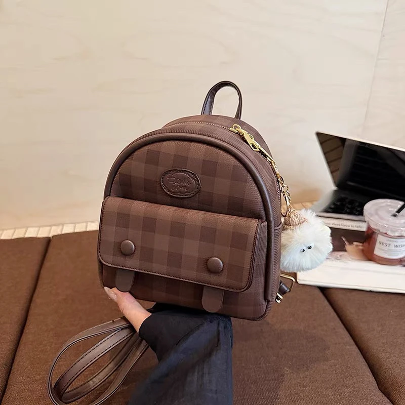 时尚潮流学院风迷你包包女2025年秋冬新款小众设计超火流行双肩包