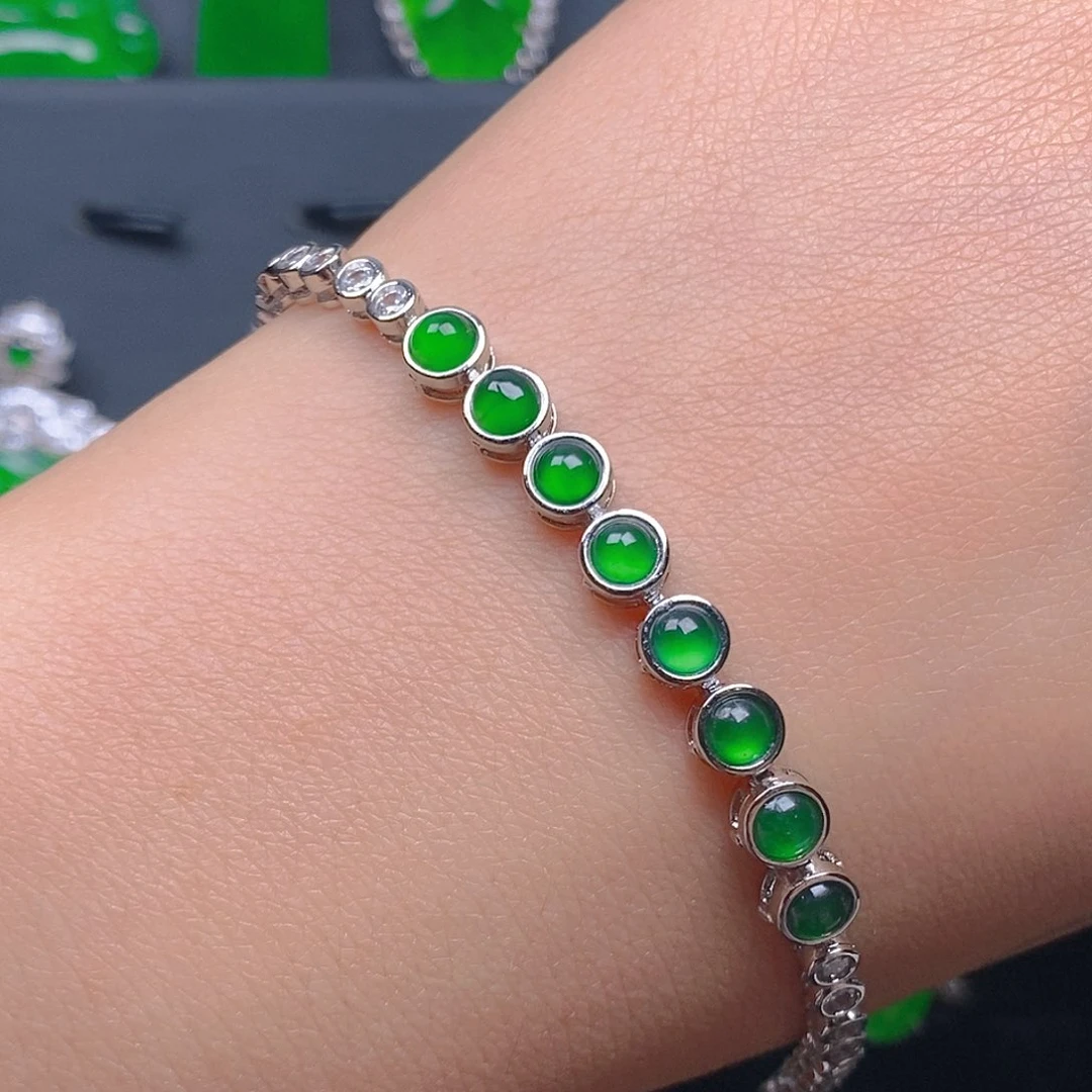 颈饰未镶嵌翡翠手链