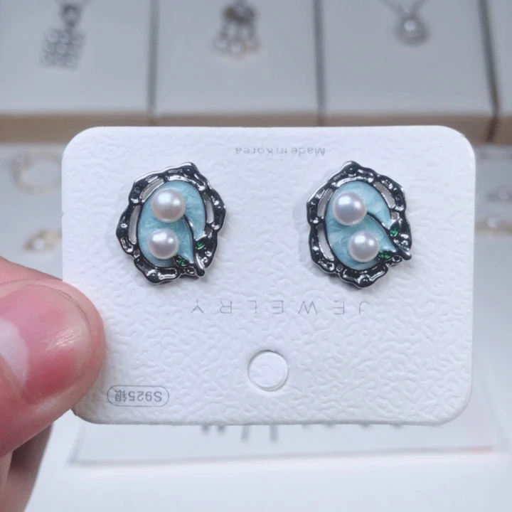 淡水珍珠耳饰未镶嵌