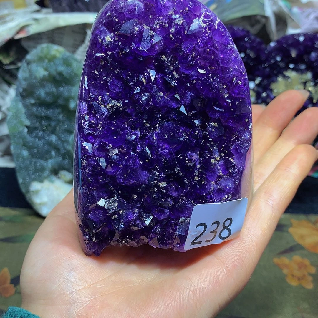 紫晶大型摆件（非配饰）未镶嵌