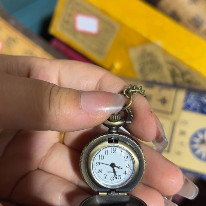 瓷片我是一只小小鸟地域鬼的