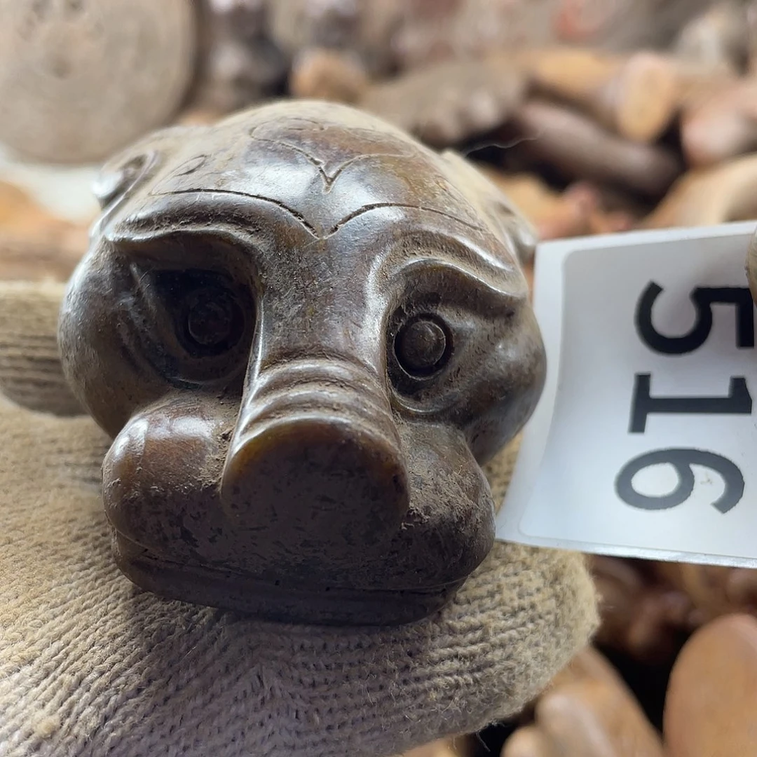 和田玉（糖玉）未镶嵌挂件