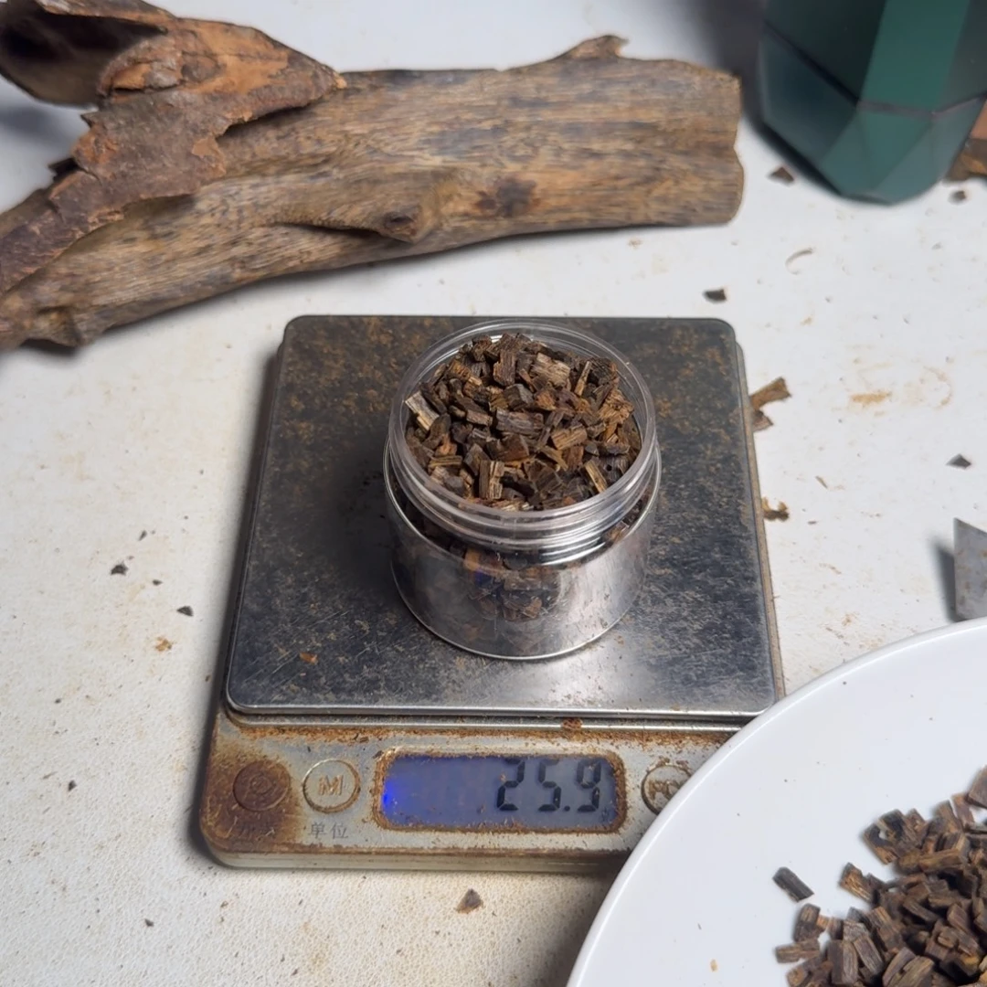 小***啊楠木沉水碎珠25克