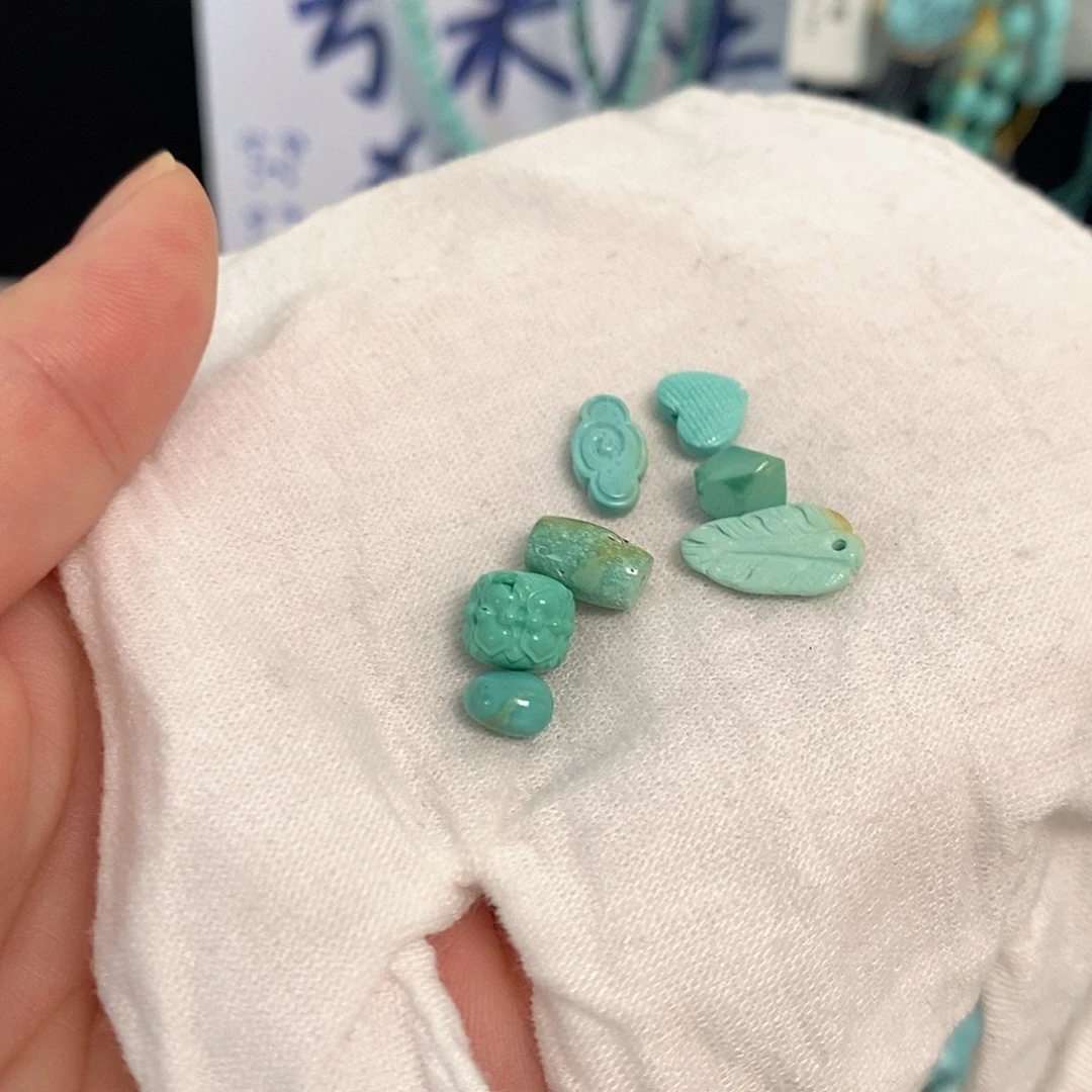 雨***周南红玛瑙未镶嵌珠宝奇石