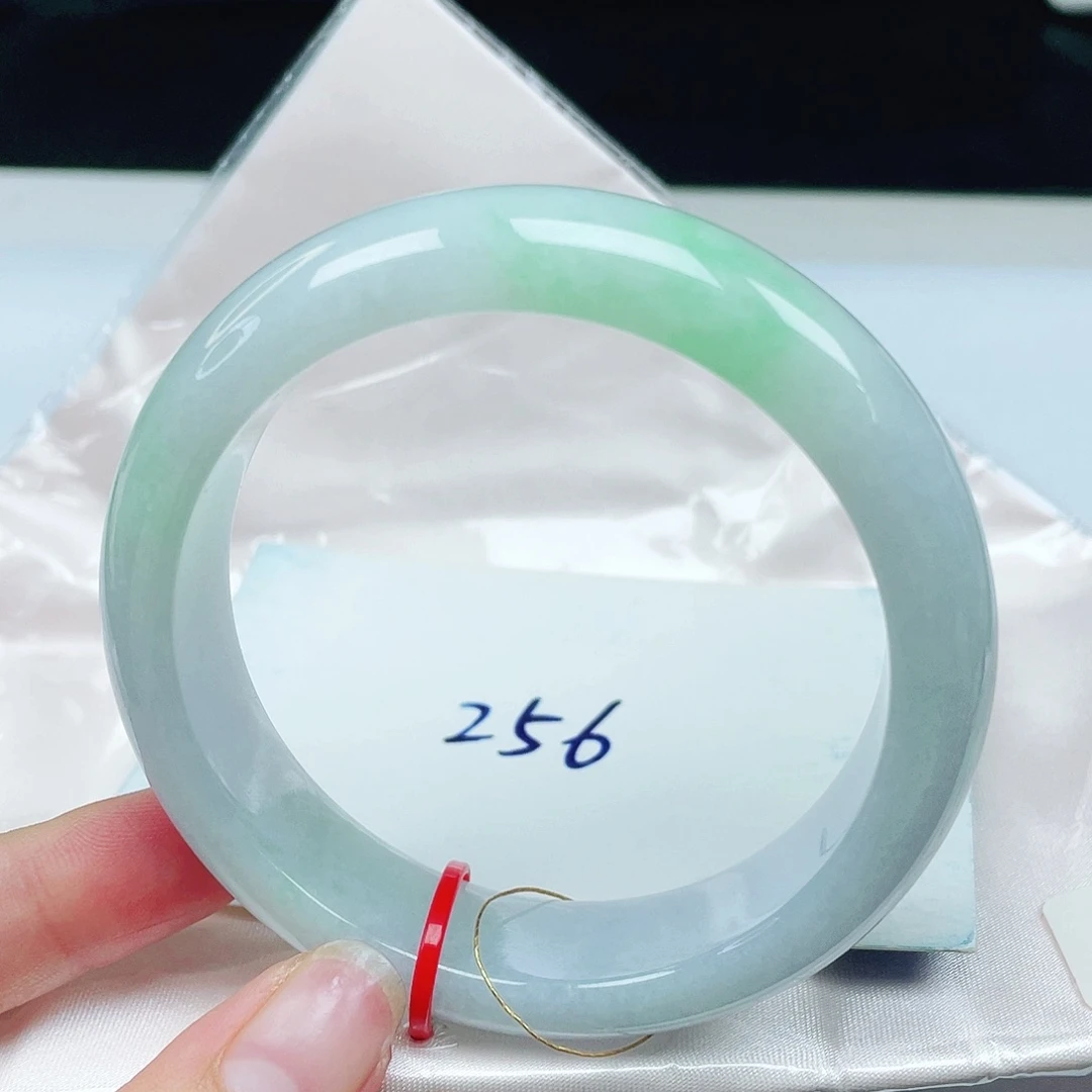 翡翠未镶嵌手镯正圈宽边57
