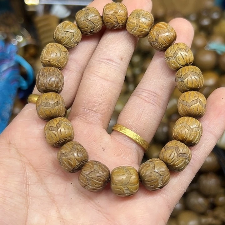 维腊木（绿檀）无事牌