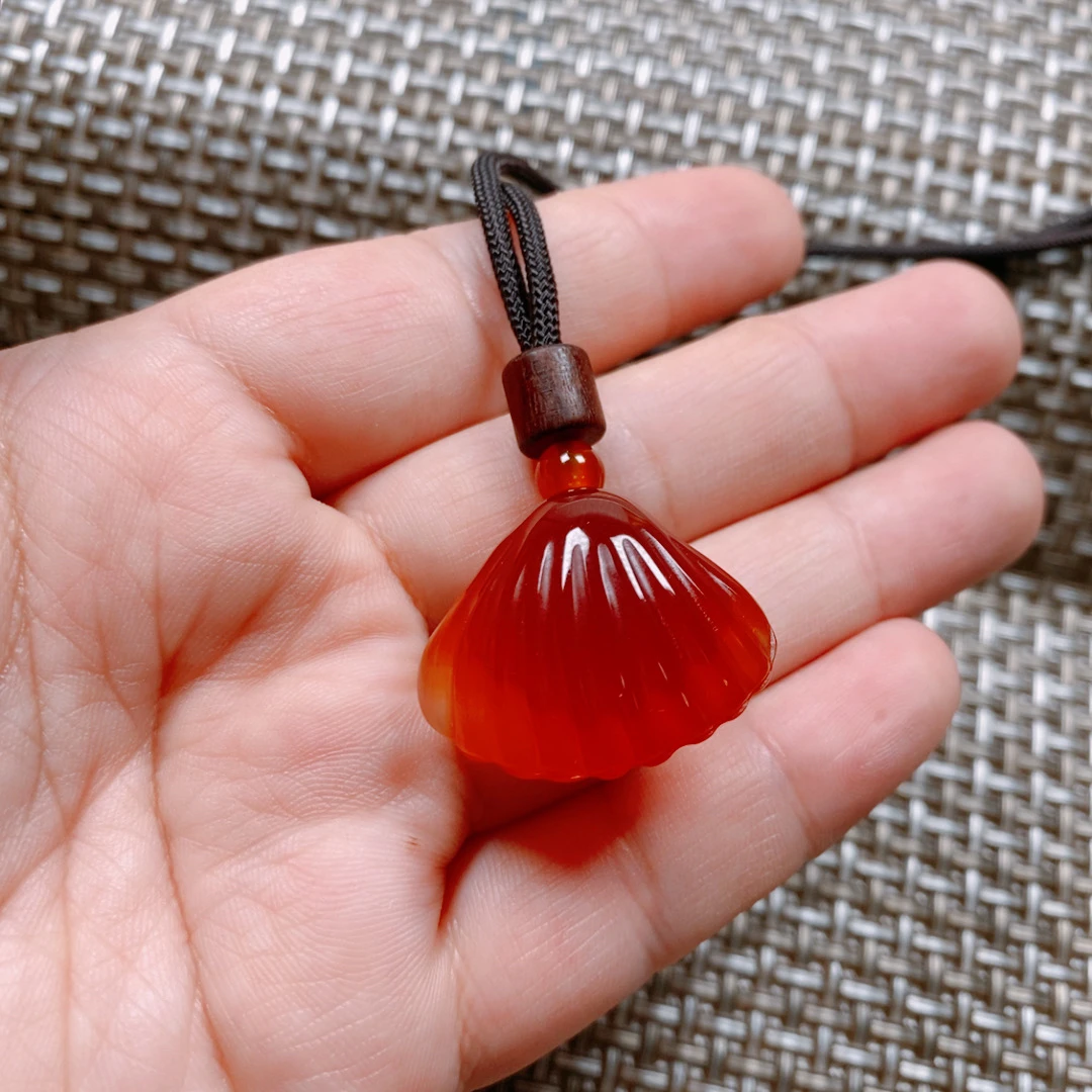 天然红玛瑙小贝壳吊坠精品玛瑙辈辈发钥匙扣挂件