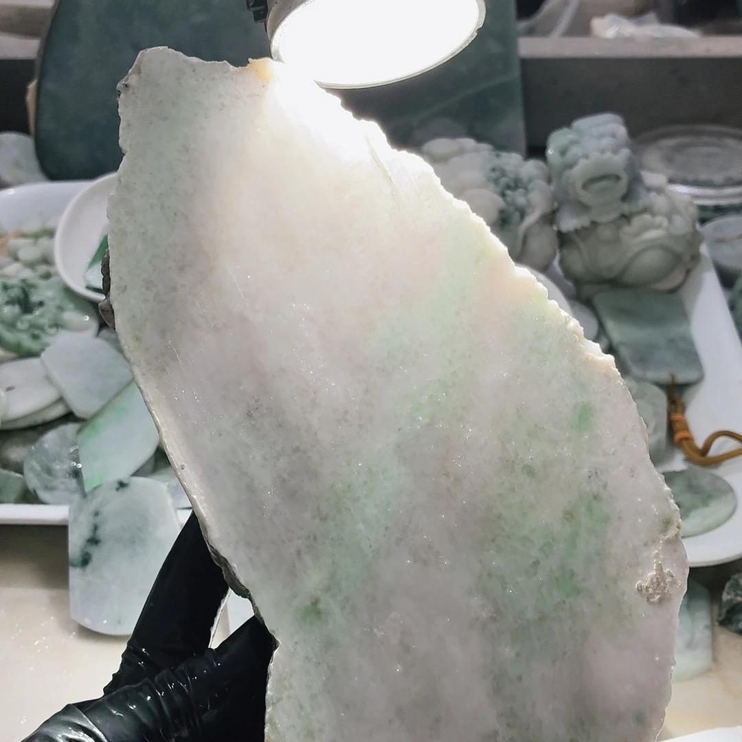 翡翠未镶嵌颈饰边角料10