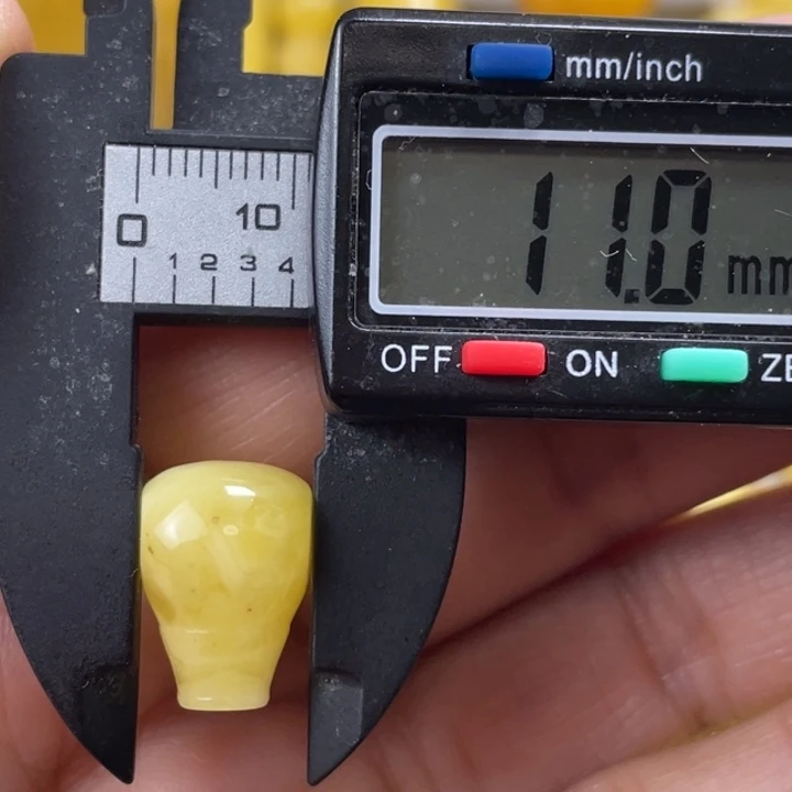 蜜蜡未镶嵌裸石5杂