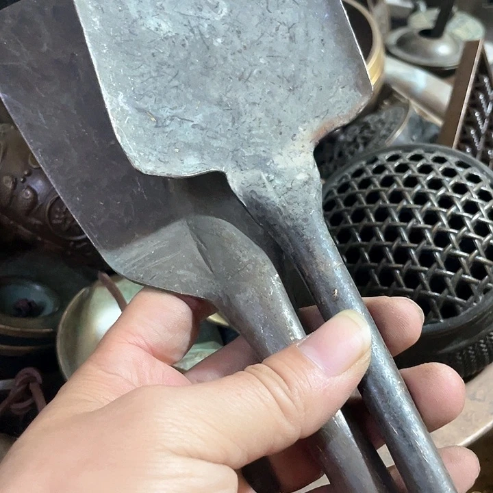 用***8闪电购铜摆件工艺品