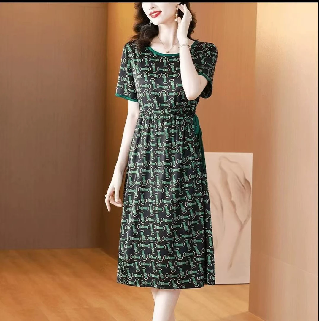 【绿锁链】2025夏季新款时尚气质显瘦百搭洋气中长款连衣裙