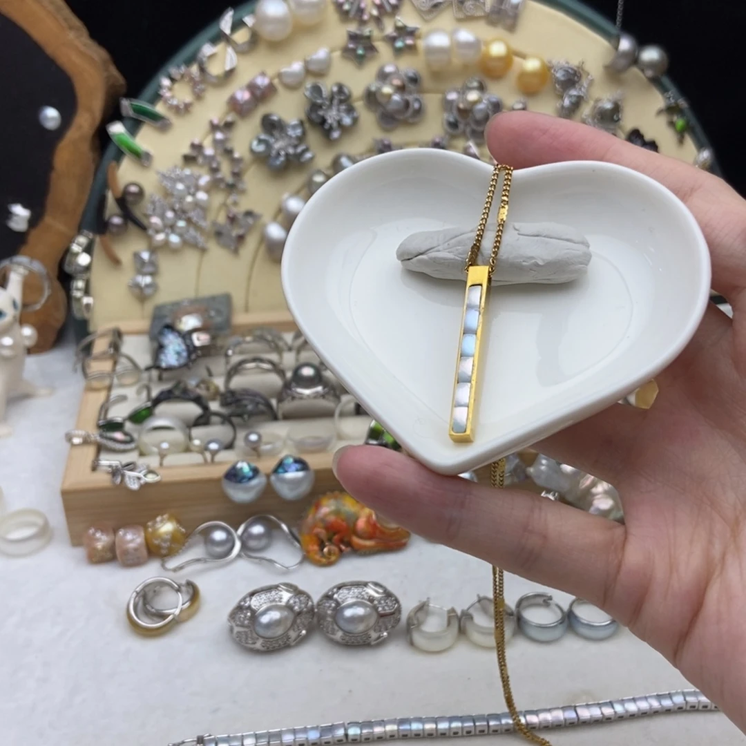 画框钛钢淡水珍珠炫彩淡水珍珠吊坠